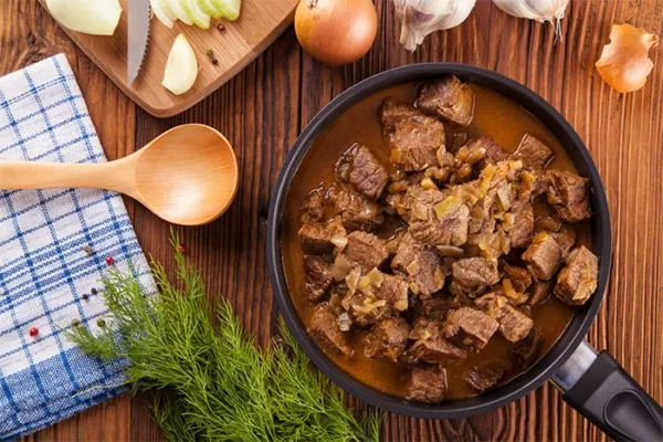 Harmonização de Vinho com Carne de Panela